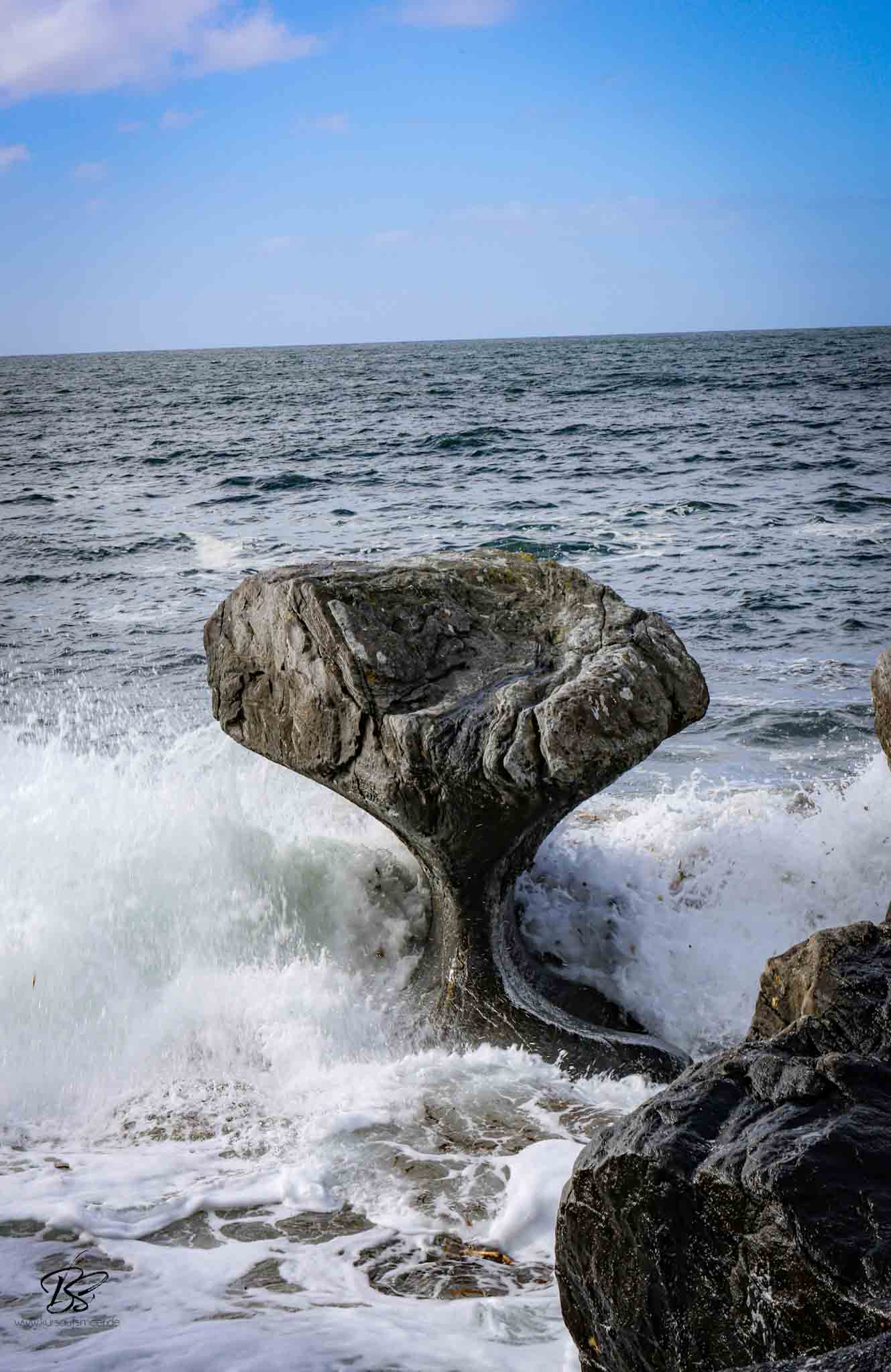 Kannestein mushroom-shaped rock formation on the Norwegian coast