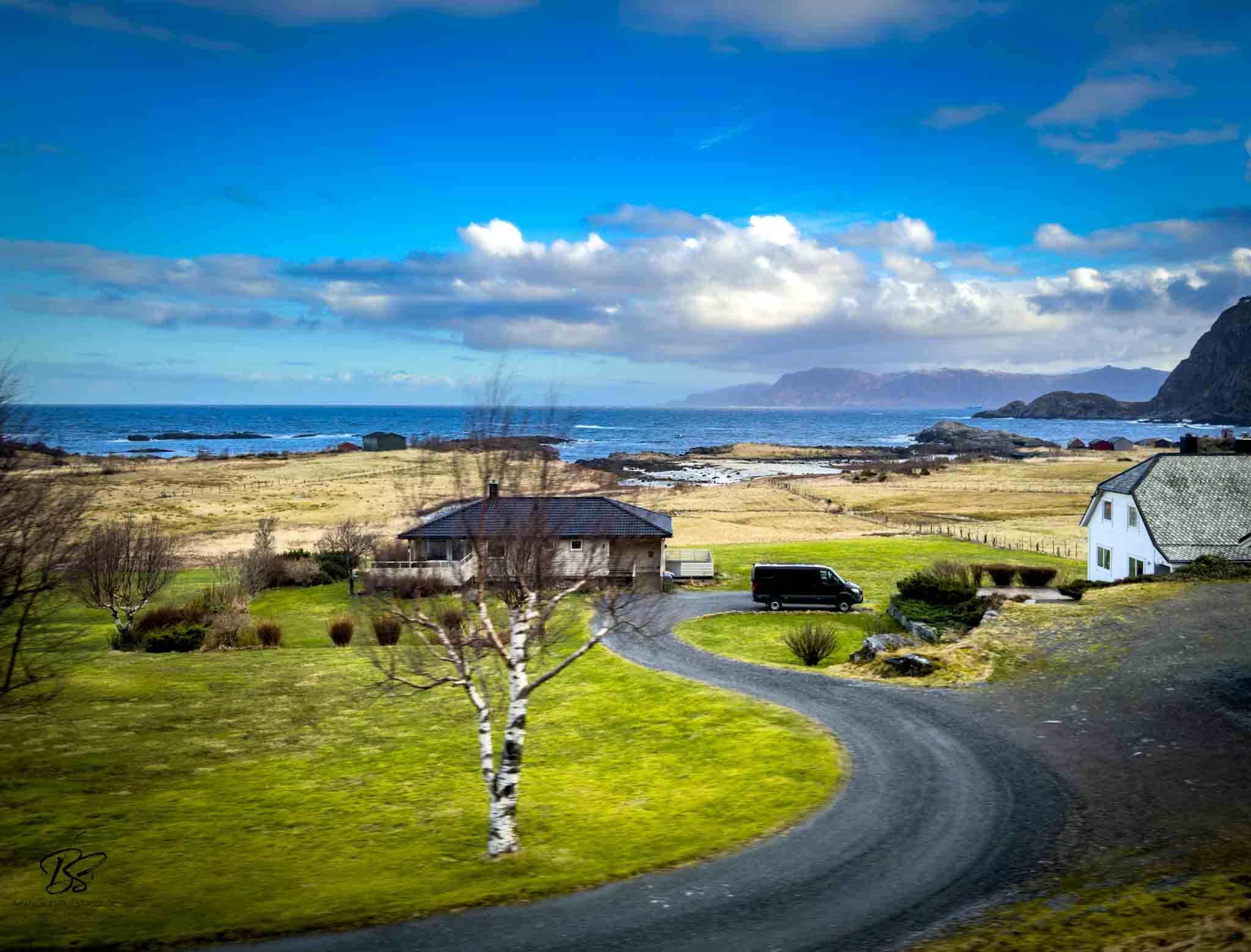 Small group bus tour departing Måløy harbour for coastal panorama